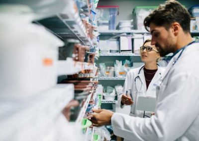 Pharmacies à usage intérieur : le décret enfin publié !